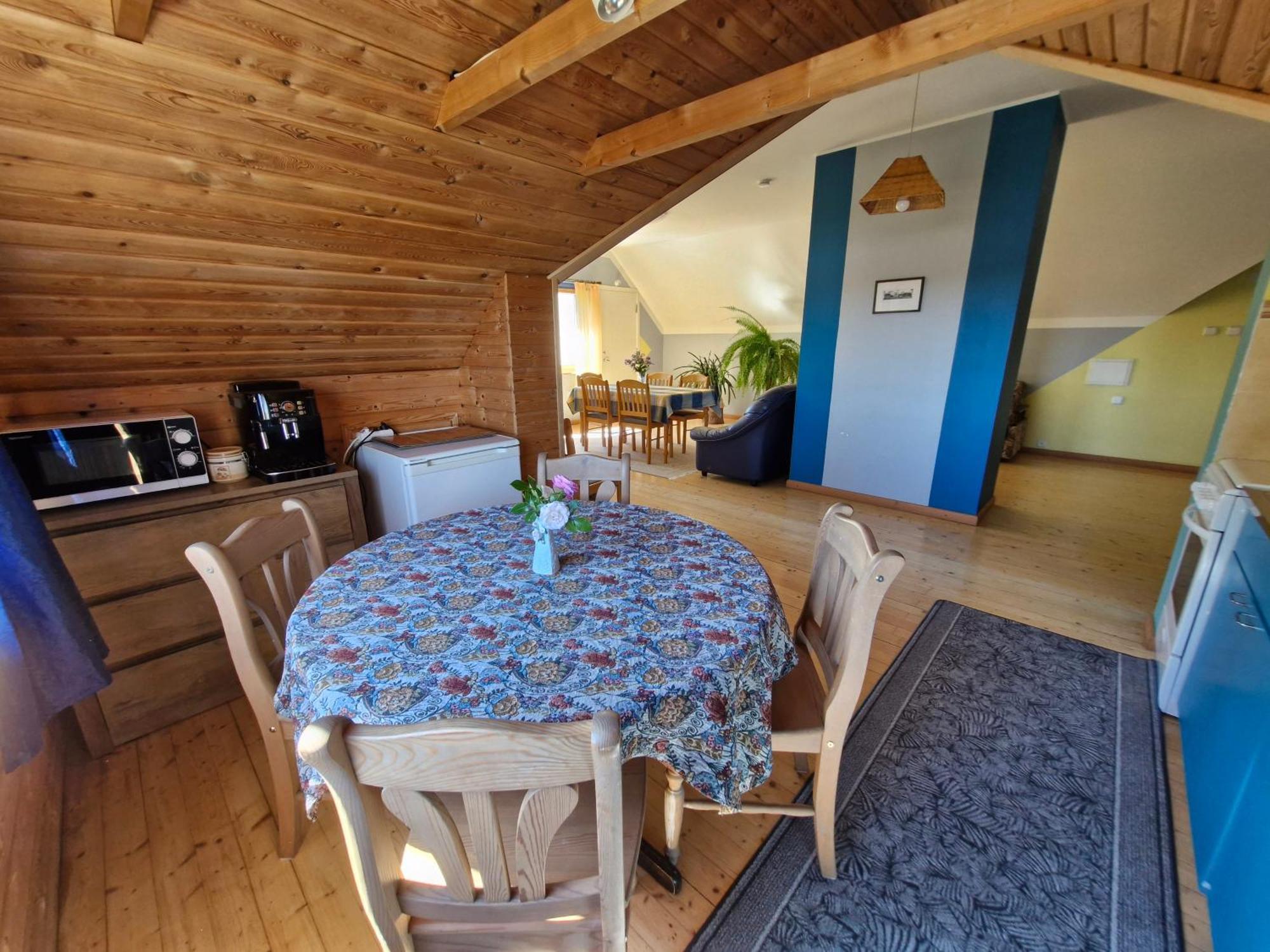 Piibelehe Guest Accommodation Куресааре Екстериор снимка