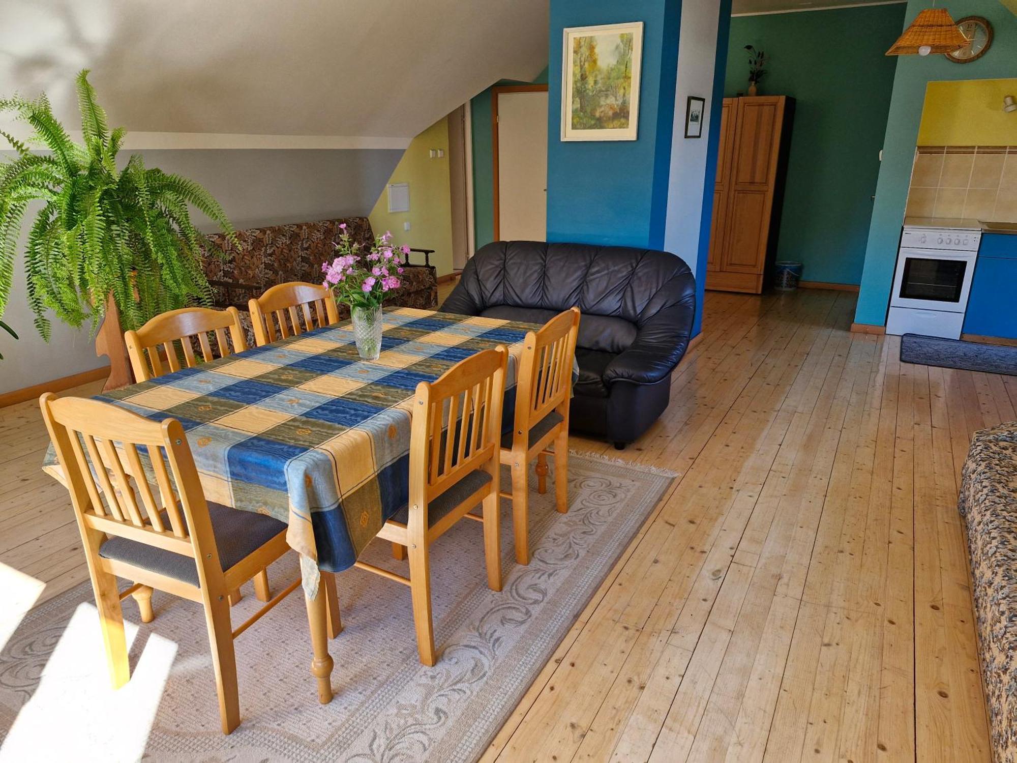 Piibelehe Guest Accommodation Куресааре Екстериор снимка
