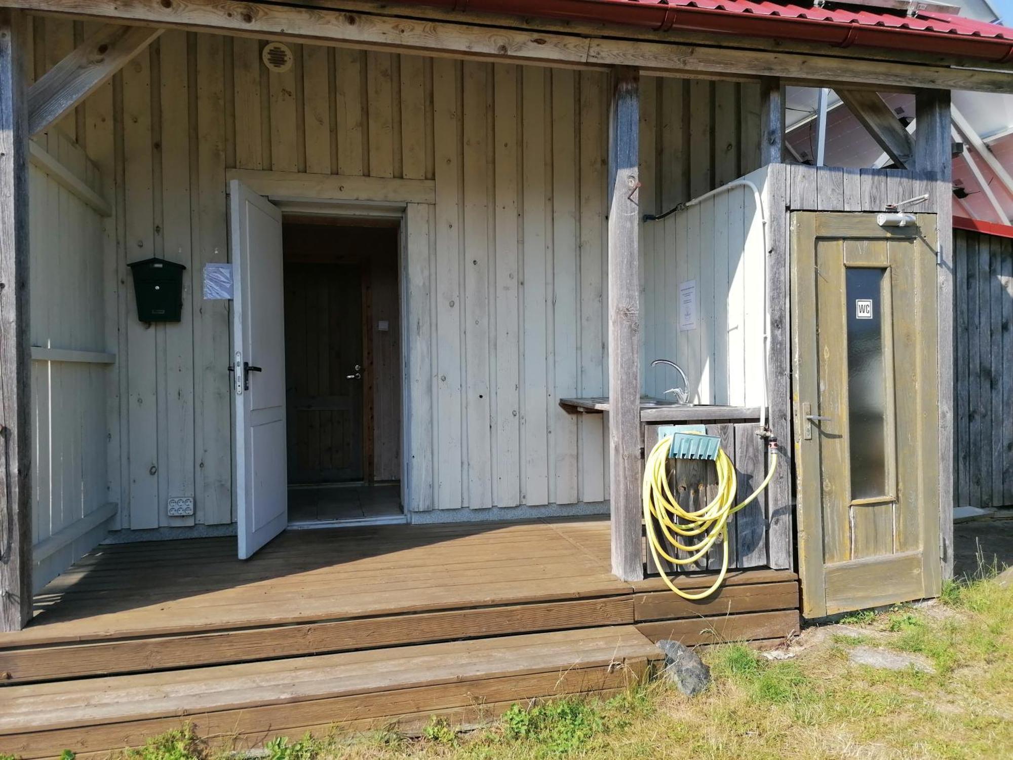 Piibelehe Guest Accommodation Куресааре Екстериор снимка
