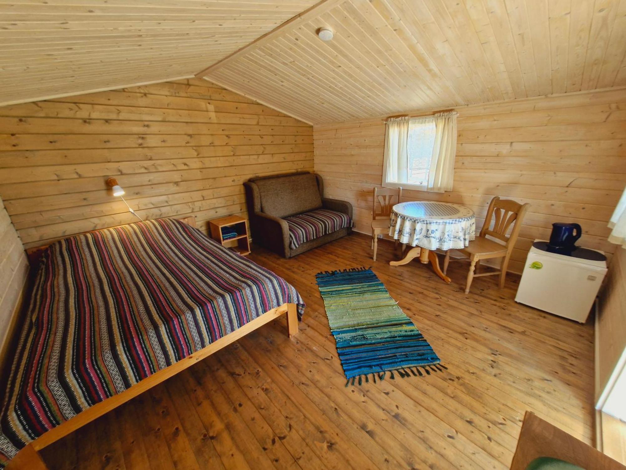 Piibelehe Guest Accommodation Куресааре Екстериор снимка