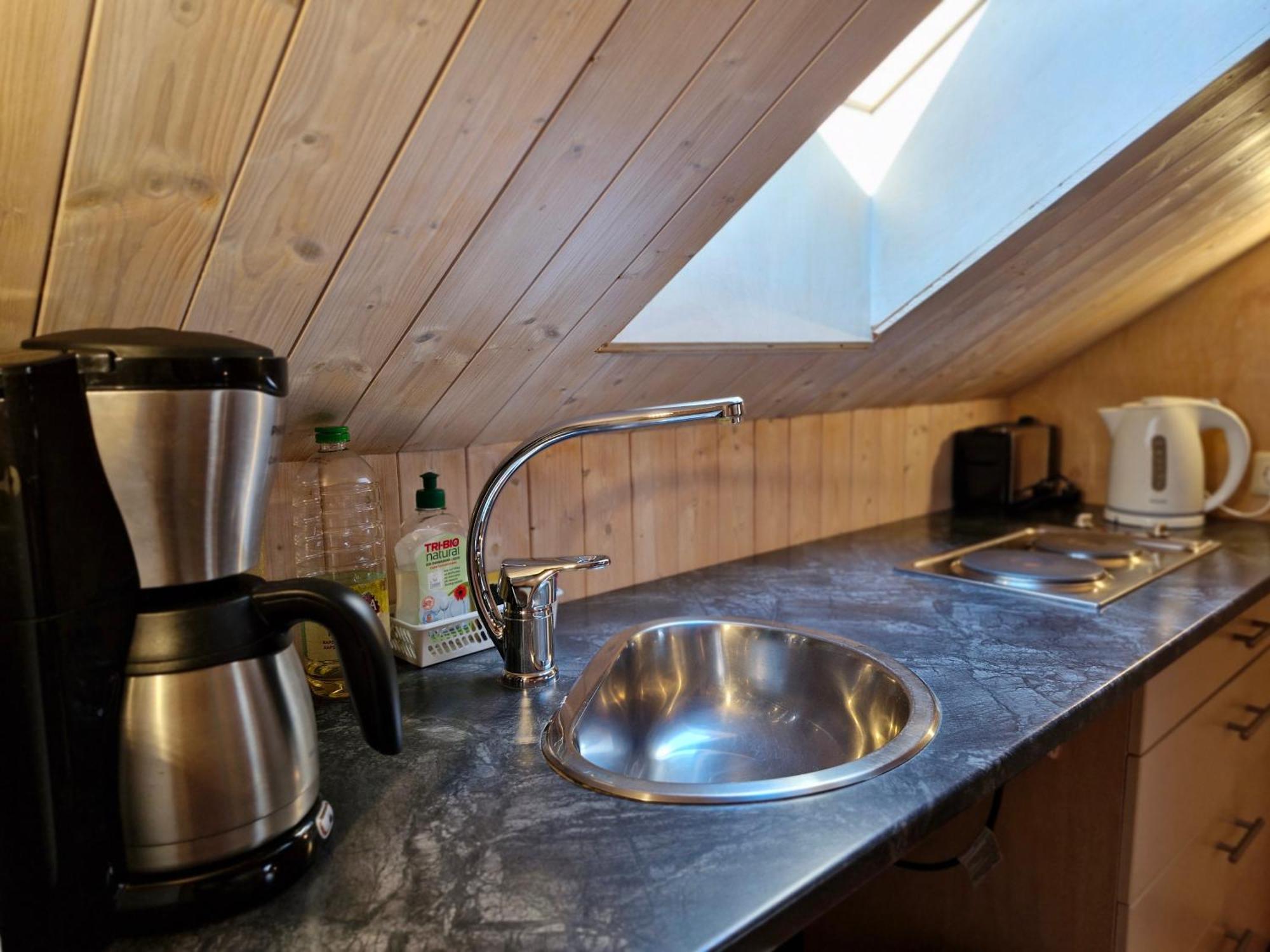 Piibelehe Guest Accommodation Куресааре Екстериор снимка