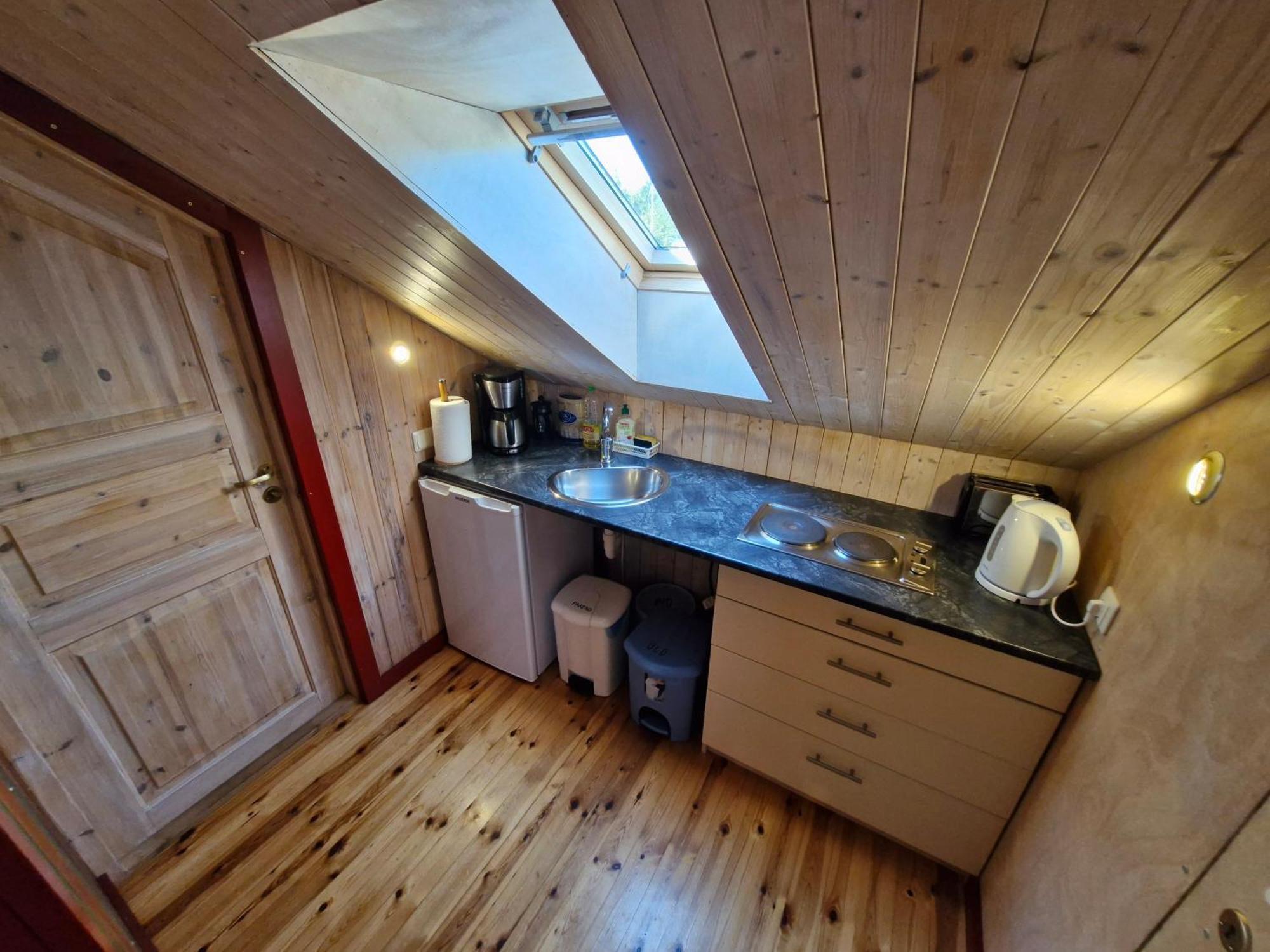 Piibelehe Guest Accommodation Куресааре Екстериор снимка