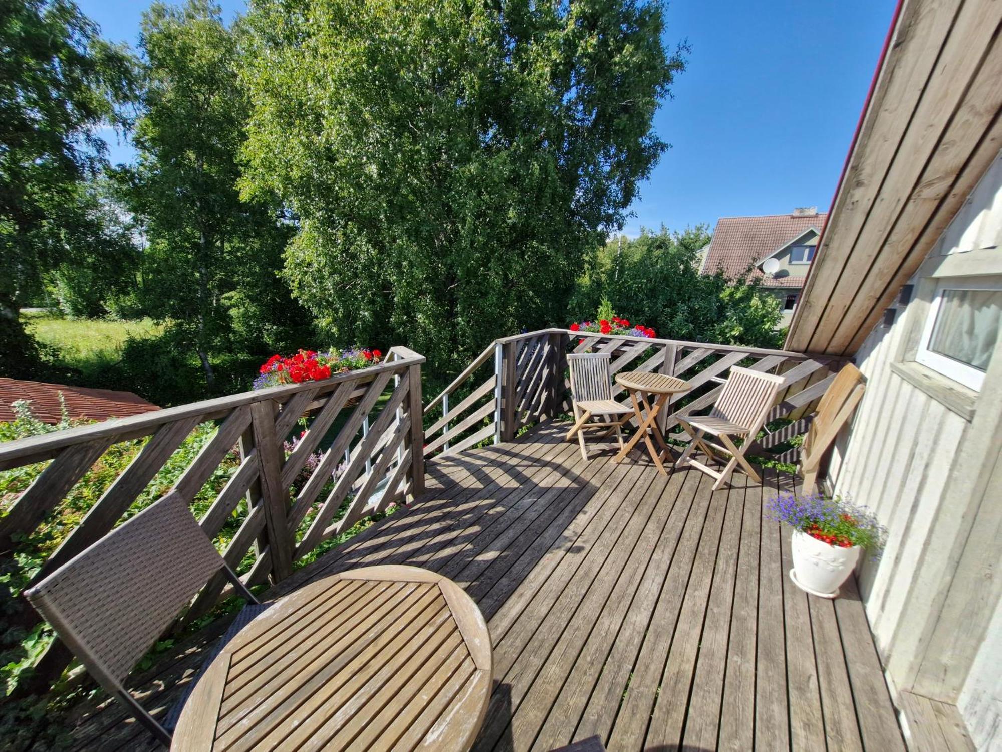 Piibelehe Guest Accommodation Куресааре Екстериор снимка